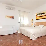 Vendégház Mihaela 3*
