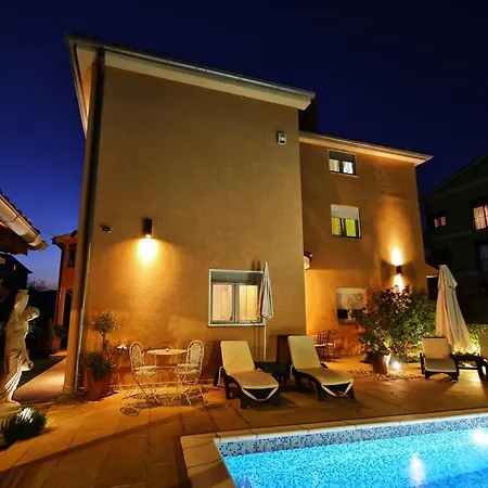 Guest house Mihaela 3*