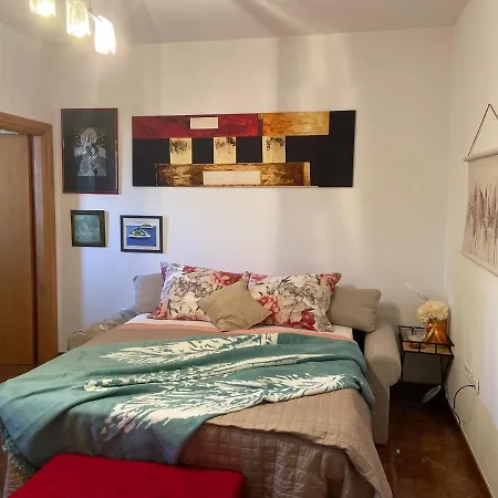 Mihaela Guest house