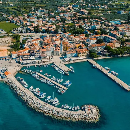 Guest house Mihaela 3*
