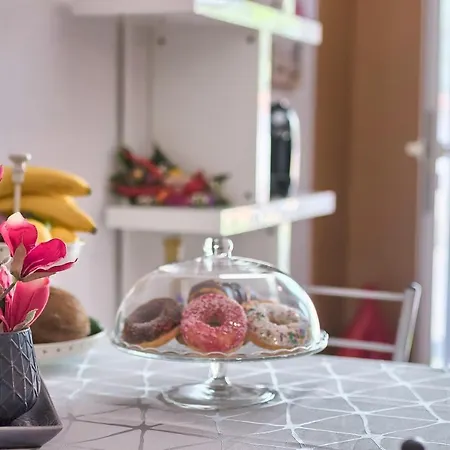 Mihaela 3* פאז'אנה